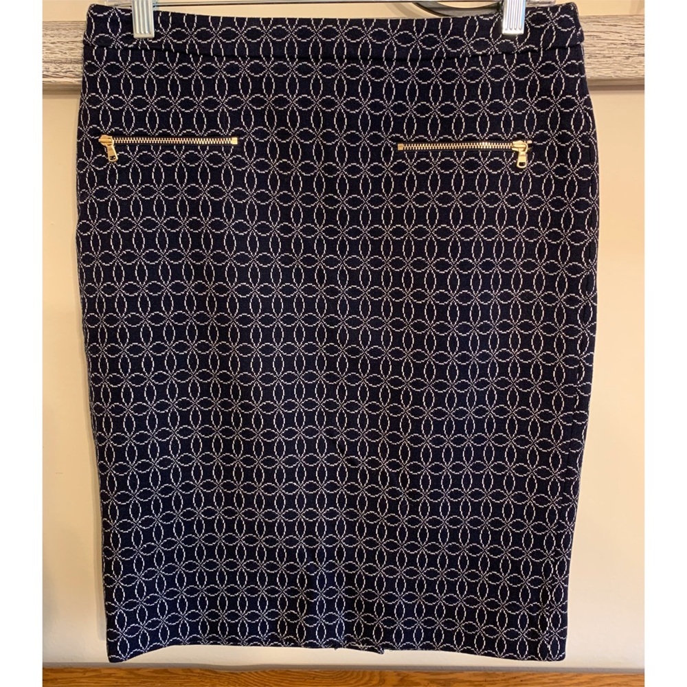 NWT TALBOTS Navy & White Print Pencil Skirt